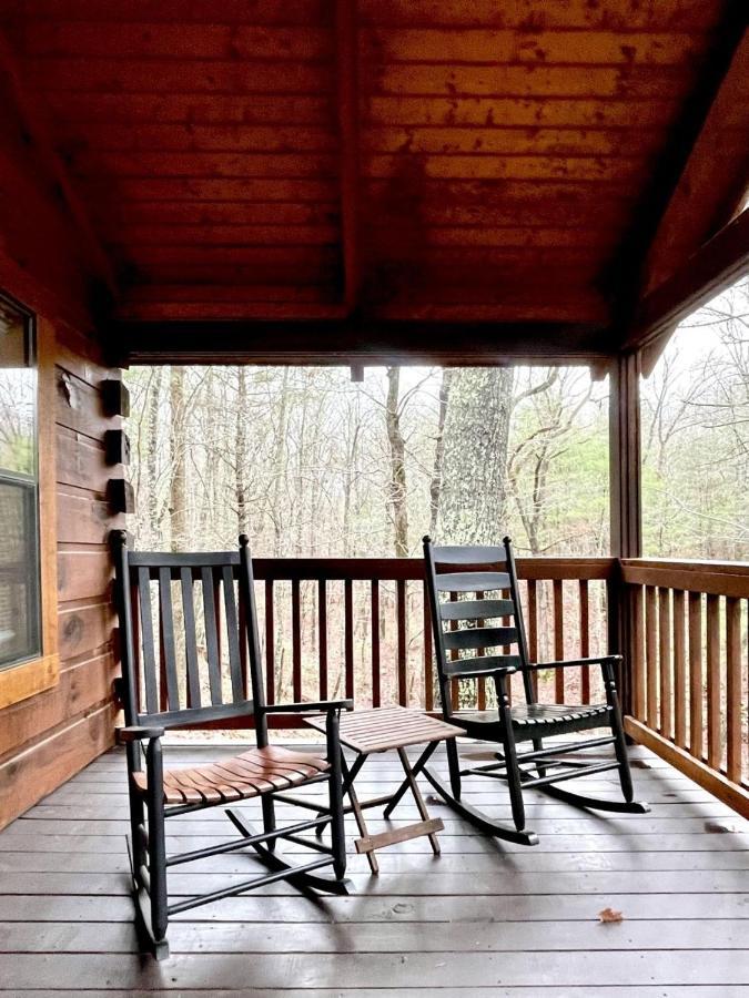 Crazy Bear - Motorcycle Friendly Home With Hot Tub And Grill Tellico Plains Zewnętrze zdjęcie